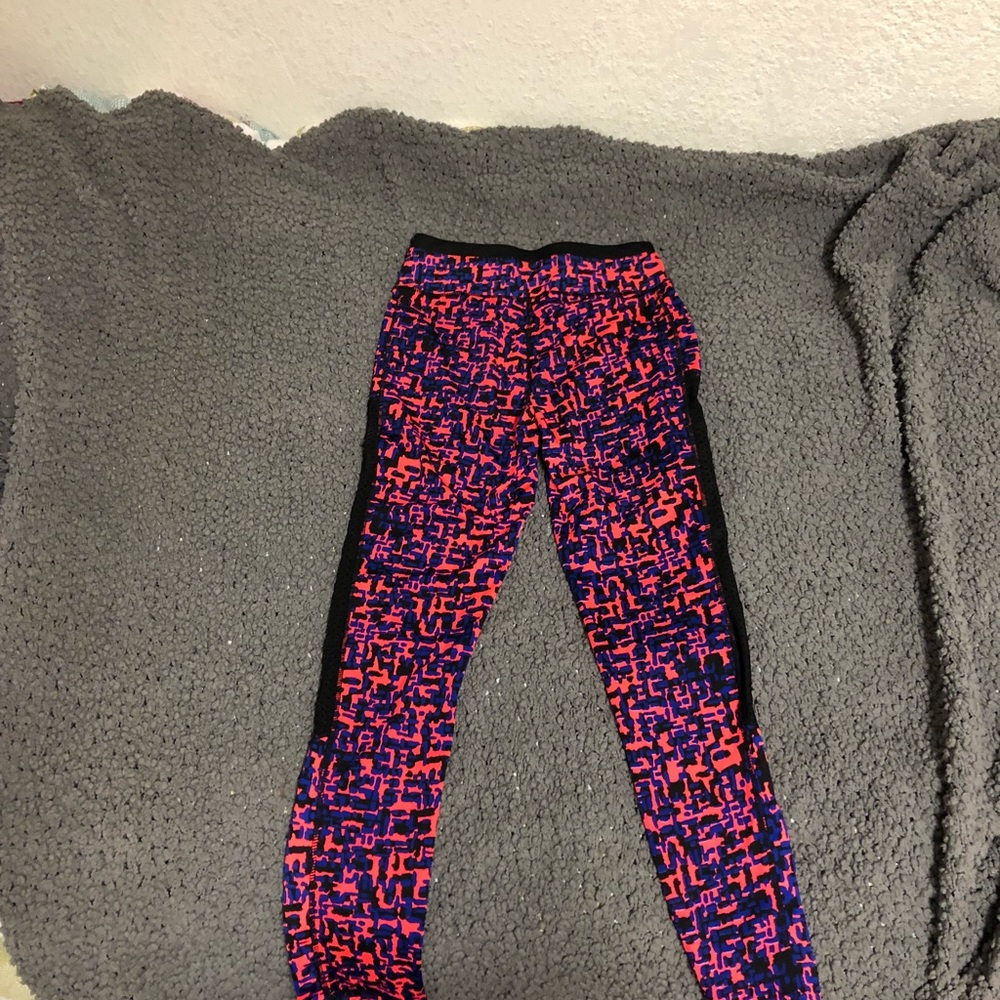 Patterned leggings!! - Picture 4 of 4